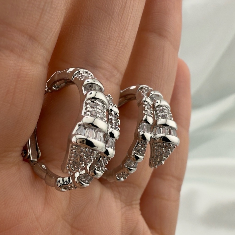 Classic Serpent Serpentine Elegant Silver Hoop Earrings View 3